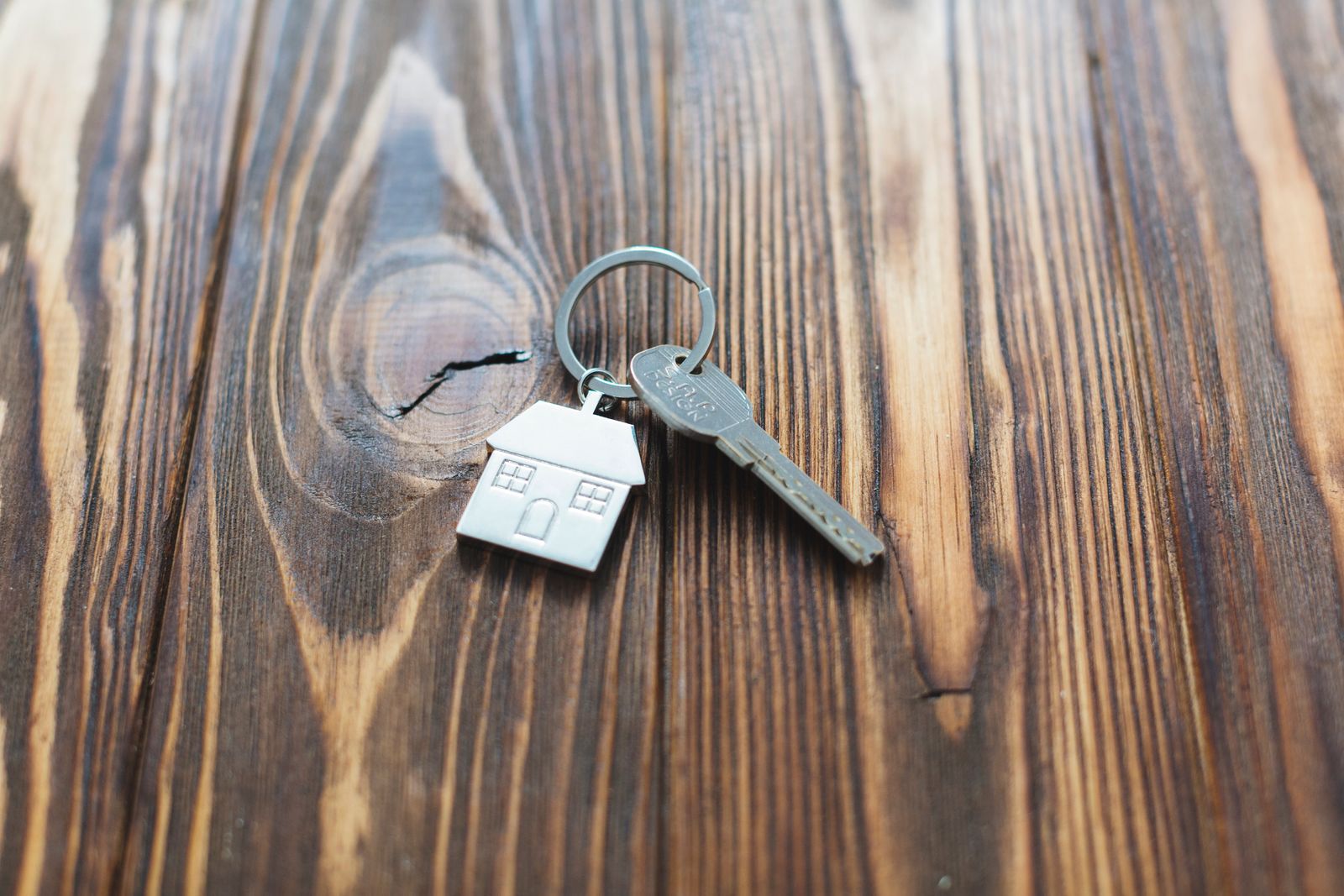 Schlüssel und Schloss für den 24h Schlüsselnotdienst