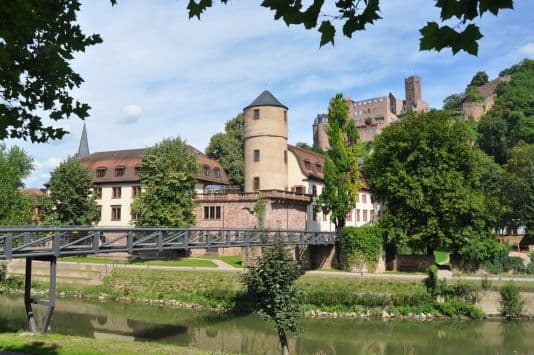  Rathaus mit Burg - Schlüsseldienst Wertheim Thümig